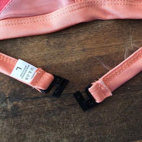 Bikini - Picture 4 of 4